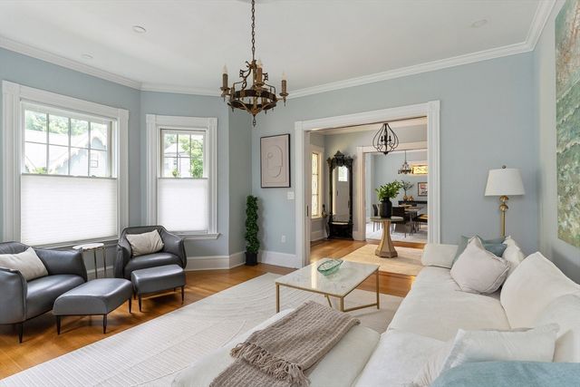 10 Brewer St, Boston, MA 02130