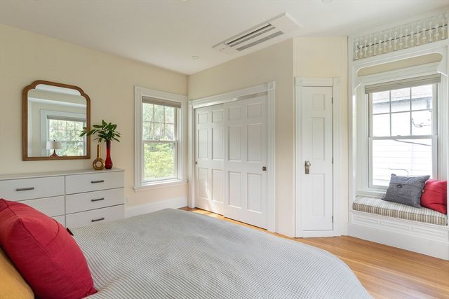 10 Brewer St, Boston, MA 02130