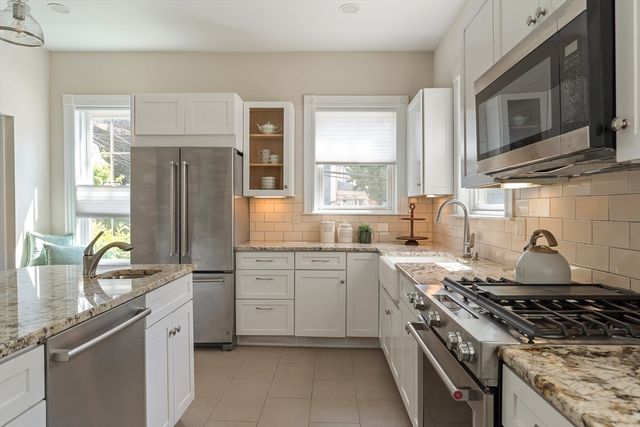 10 Brewer St, Boston, MA 02130