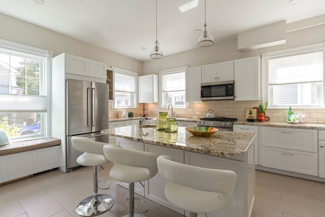 10 Brewer St, Boston, MA 02130
