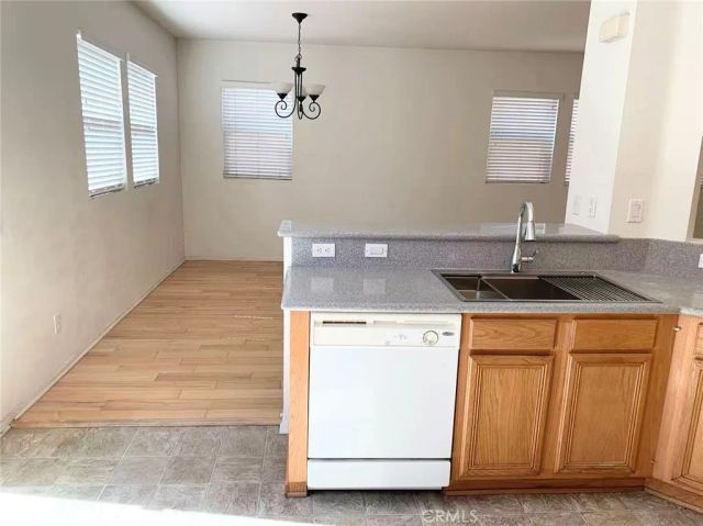 5751 Autumnwood, Jurupa Valley, CA 92509