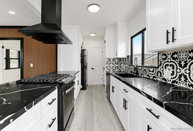 244 26Th St, San Diego, CA 92102