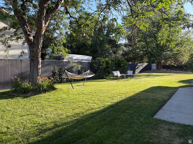 1201 W MARINWOOD AVE, Taylorsville, UT 84123