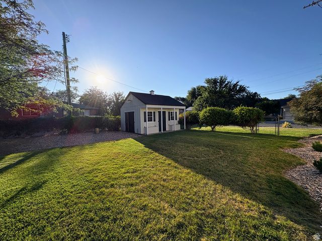 1201 W MARINWOOD AVE, Taylorsville, UT 84123