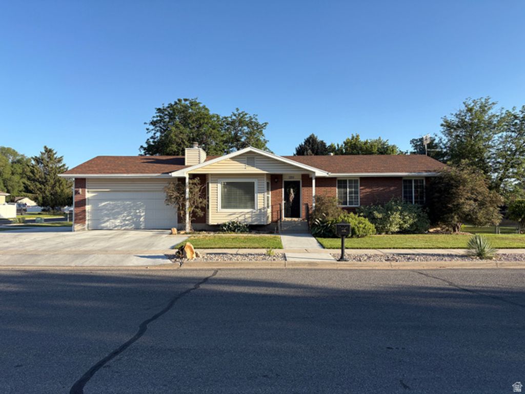 1201 W MARINWOOD AVE, Taylorsville, UT 84123