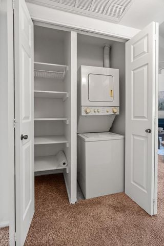 1017 E Maryland -- 213, Phoenix, AZ 85014