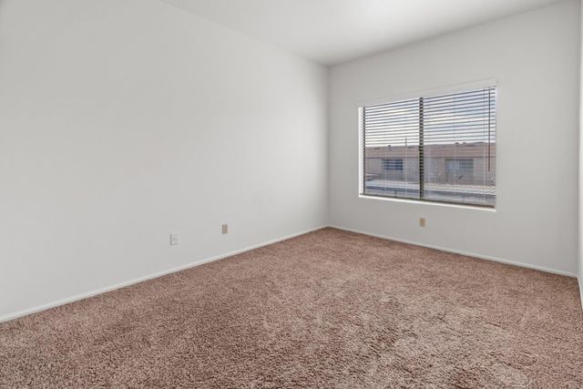 1017 E Maryland -- 213, Phoenix, AZ 85014