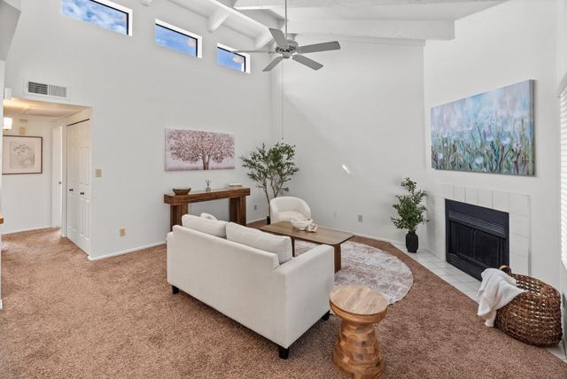 1017 E Maryland -- 213, Phoenix, AZ 85014