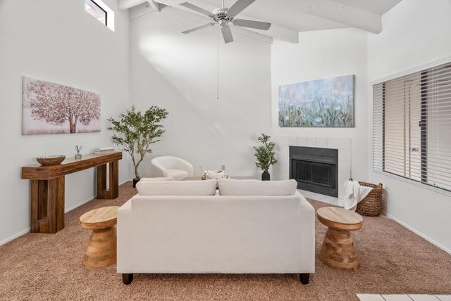 1017 E Maryland -- 213, Phoenix, AZ 85014