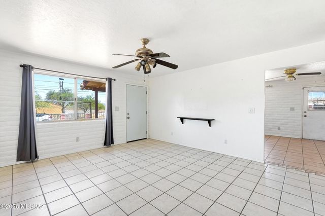 5125 S Missiondale Road, Tucson, AZ 85706