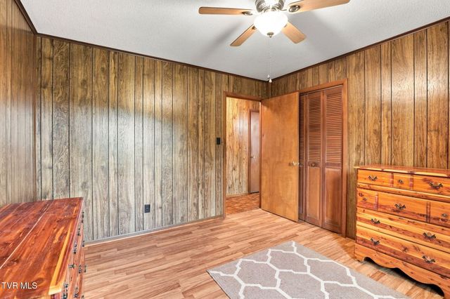 2060 Fishpond Road, Chuckey, TN 37641