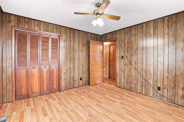 2060 Fishpond Road, Chuckey, TN 37641