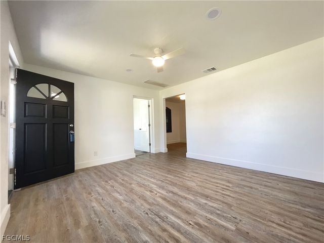 1562 Ransom ST, Fort Myers, FL 33901