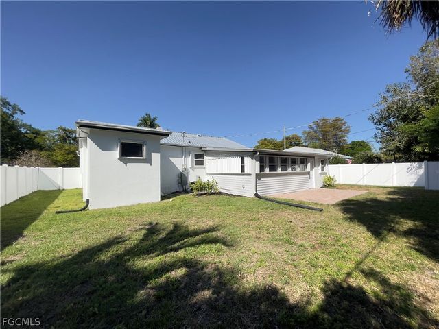 1562 Ransom ST, Fort Myers, FL 33901