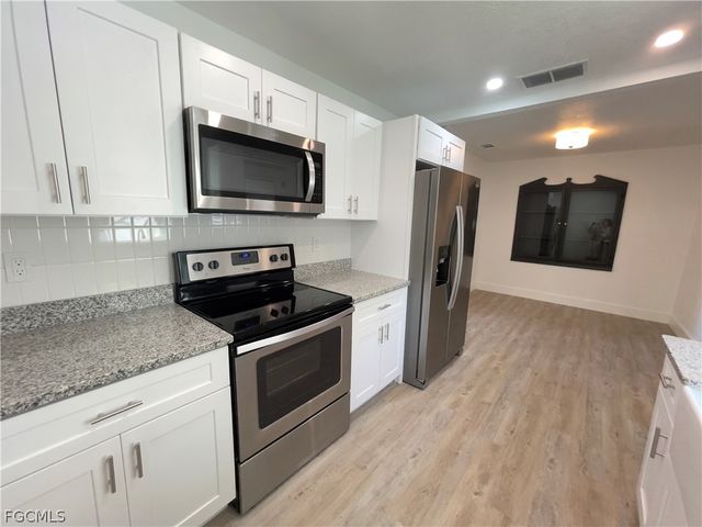 1562 Ransom ST, Fort Myers, FL 33901