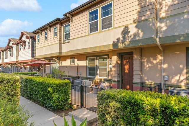 1532 Champion 2, Chula Vista, CA 91915