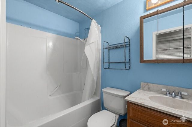 16507 122nd Avenue E, Puyallup, WA 98374