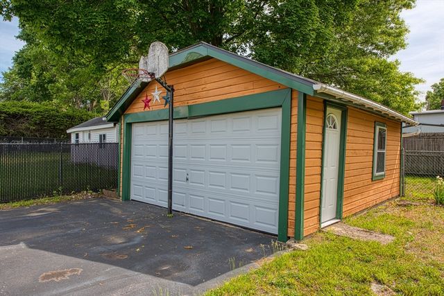 82 Tilton Avenue, Brockton, MA 02301