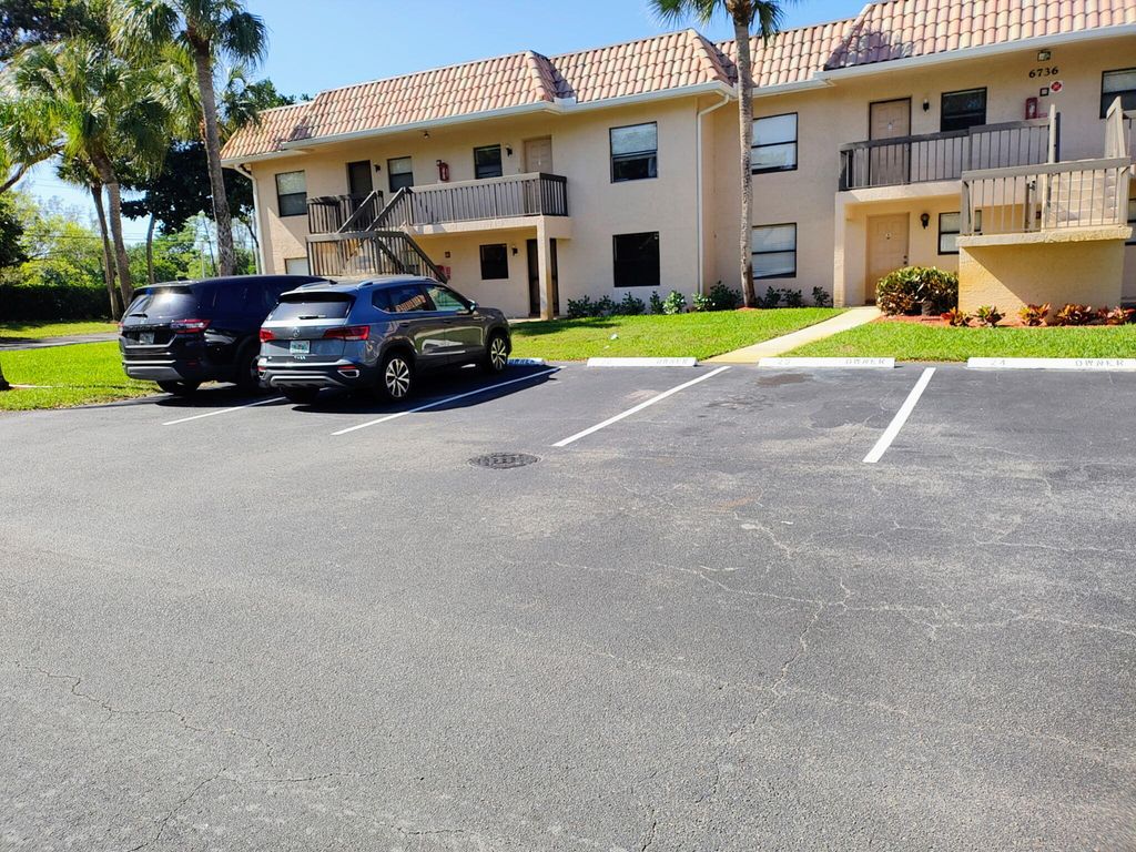 6736 Palmetto Circle S 102, Boca Raton, FL 33433