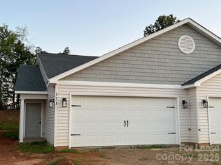 121 Brawley Villas Place, Mooresville, NC 28117