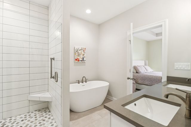 2383 SE 5th Street, West Des Moines, IA 50265