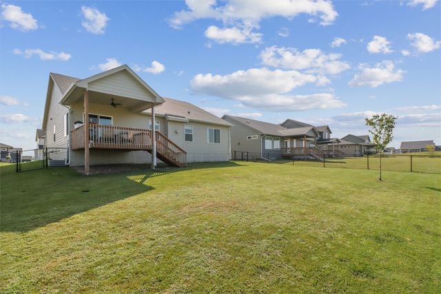 2383 SE 5th Street, West Des Moines, IA 50265