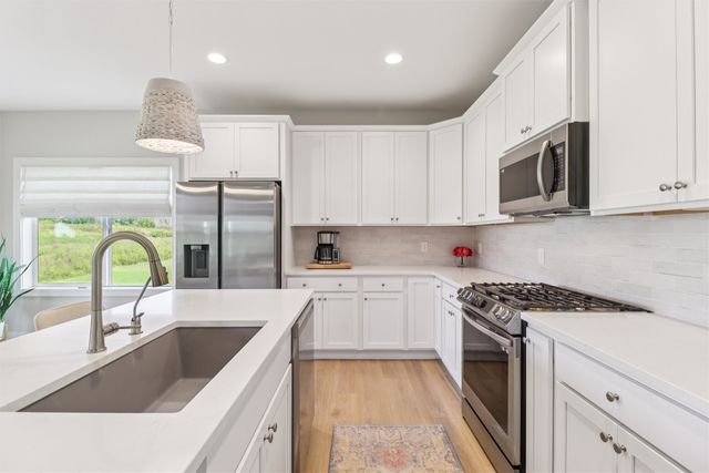 2383 SE 5th Street, West Des Moines, IA 50265