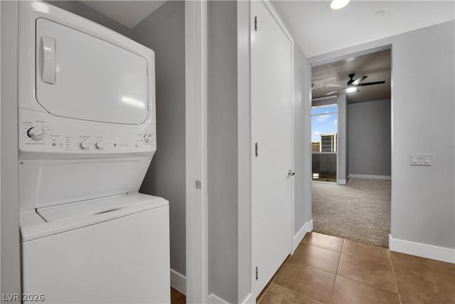 353 East Bonneville Avenue 804, Las Vegas, NV 89101