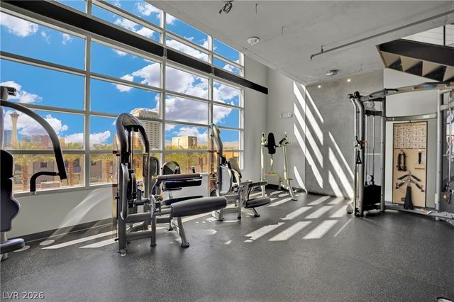 353 East Bonneville Avenue 804, Las Vegas, NV 89101