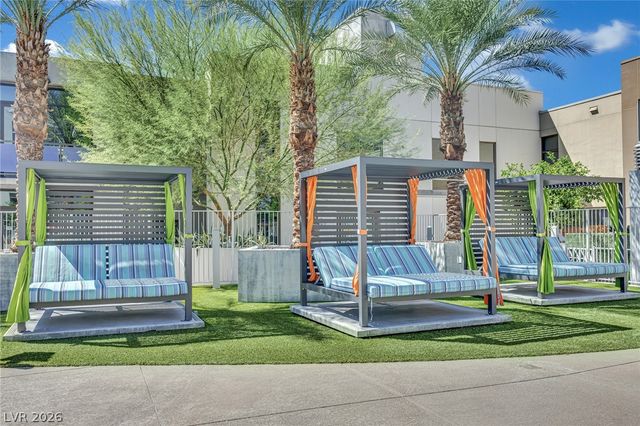 353 East Bonneville Avenue 804, Las Vegas, NV 89101