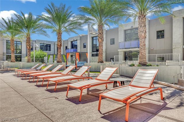 353 East Bonneville Avenue 804, Las Vegas, NV 89101