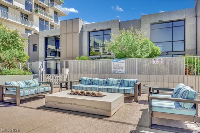 353 East Bonneville Avenue 804, Las Vegas, NV 89101