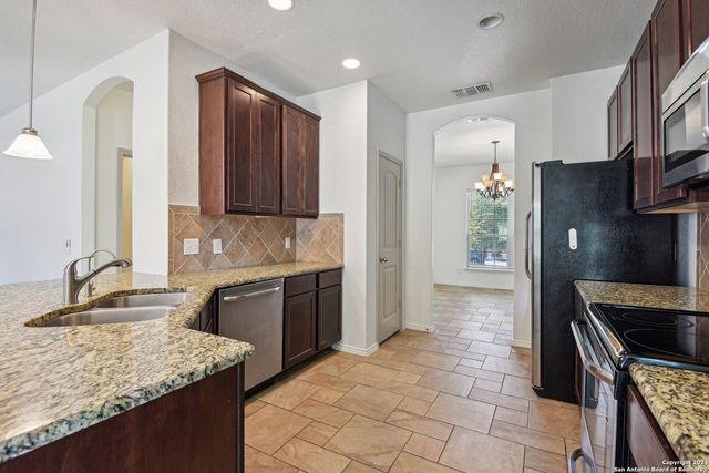 10730 GENTLE FOX BAY, San Antonio, TX 78245