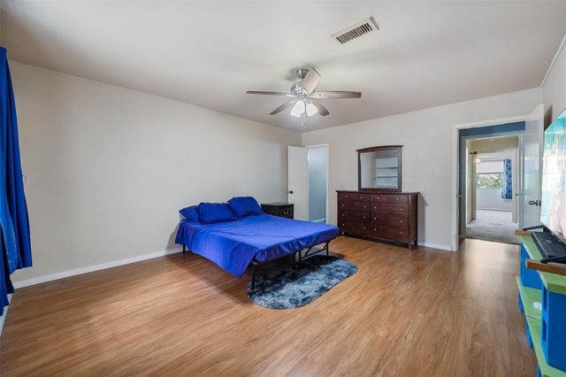 8216 Fondren Road 8216, Houston, TX 77074