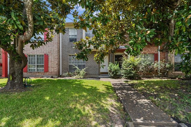 8216 Fondren Road 8216, Houston, TX 77074