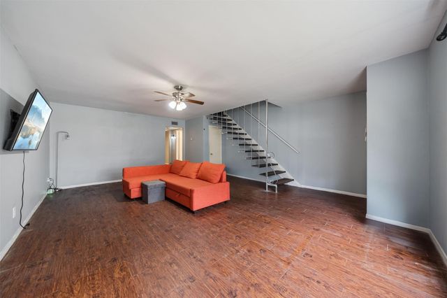 8216 Fondren Road 8216, Houston, TX 77074