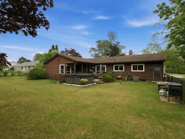 2830 35th STREET, Two Rivers, WI 54241