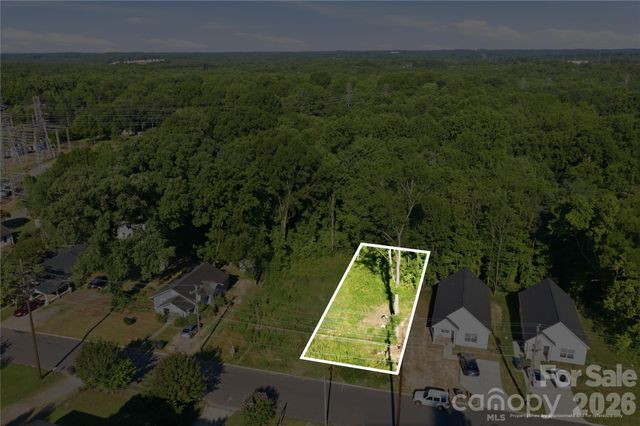 1324 7th Street, Statesville, NC 28677