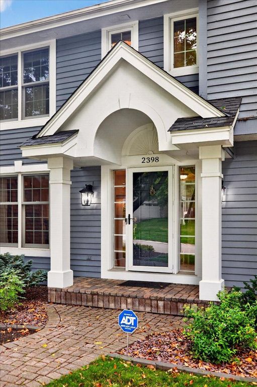 2398 Hunter Drive, Chanhassen, MN 55317 — photo 4