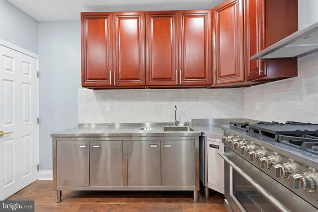 2916 PAGE ST, Philadelphia, PA 19121