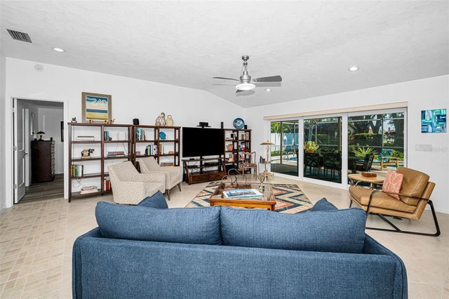 2457 STAG RUN BOULEVARD, Clearwater, FL 33765