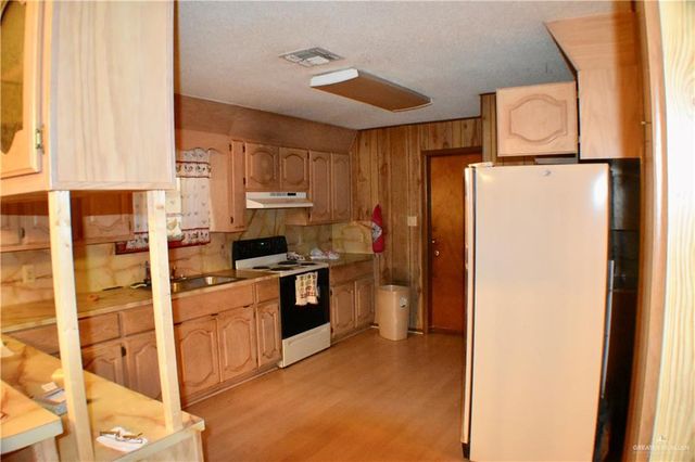 1100 Country Club Drive, Mission, TX 78572