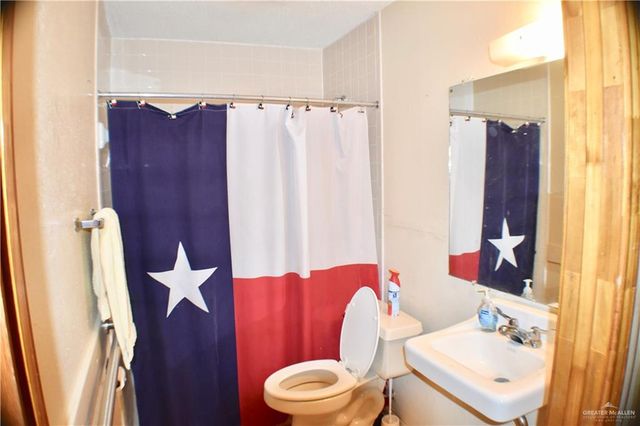 1100 Country Club Drive, Mission, TX 78572