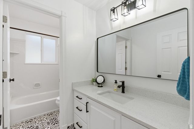 1884 TOWN AND COUNTRY RD, Springville, UT 84663