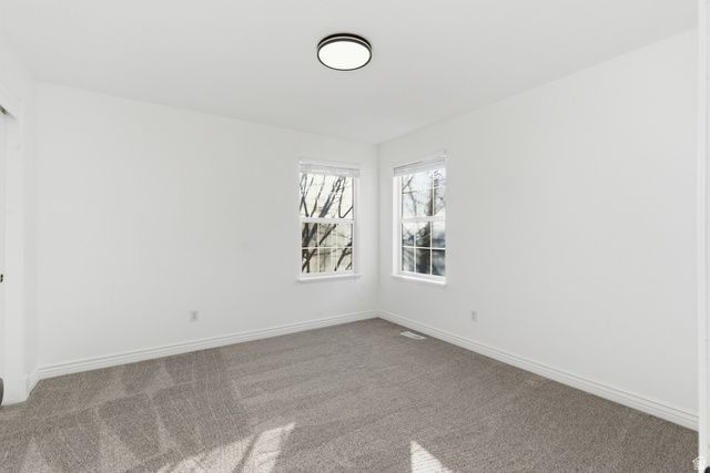 1884 TOWN AND COUNTRY RD, Springville, UT 84663