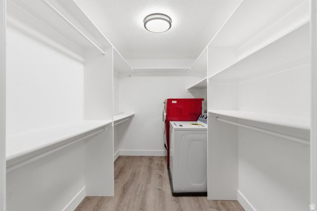 1884 TOWN AND COUNTRY RD, Springville, UT 84663