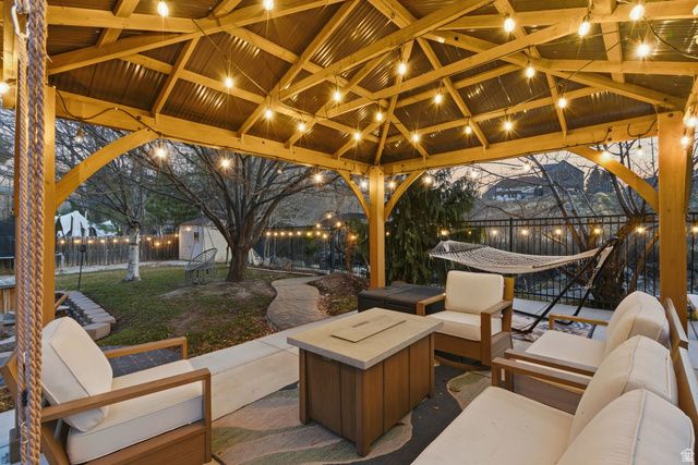 1884 TOWN AND COUNTRY RD, Springville, UT 84663