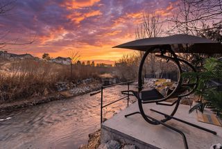 1884 TOWN AND COUNTRY RD, Springville, UT 84663