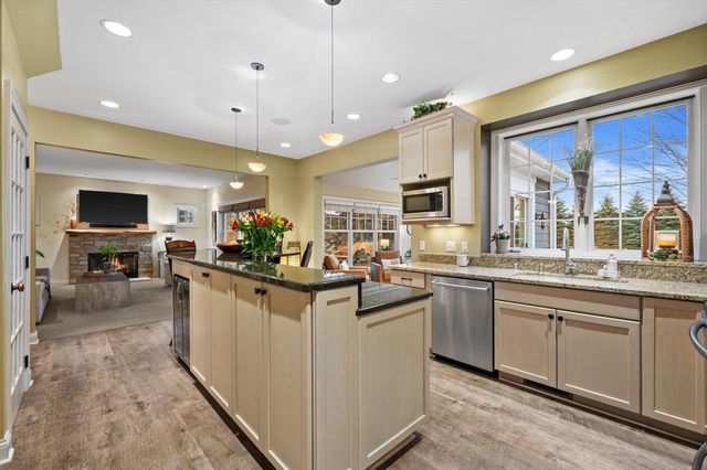 W285N7383 Bark River ROAD, Hartland, WI 53029