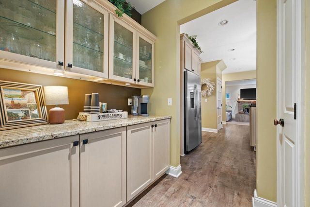 W285N7383 Bark River ROAD, Hartland, WI 53029